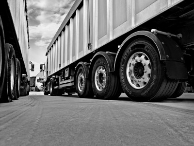 4 Cuidados que se deve ter na aplicação de pneus em veículos de carga